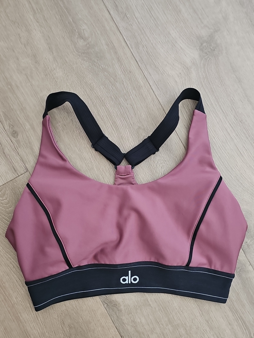 ALO Yoga Airlift Suit Up Bra Size Large Burgundy Truffle - Picture 2 of 5